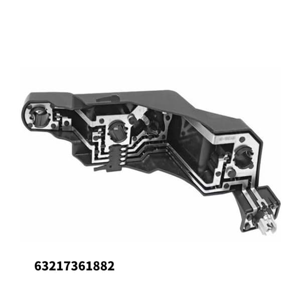 Autotarvike E60 2007-2010 auton takavalon pistokepaneeliin Right
