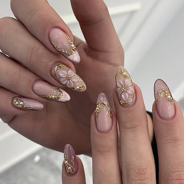 Blød lyserød mandel-press-on negle-manicuresæt til aften- og festlooks