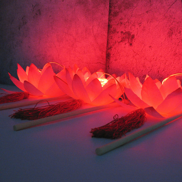 Bärbar Amazing Blossom Lotus Flower Light Lamp Party Glödande lyktor för Mid-