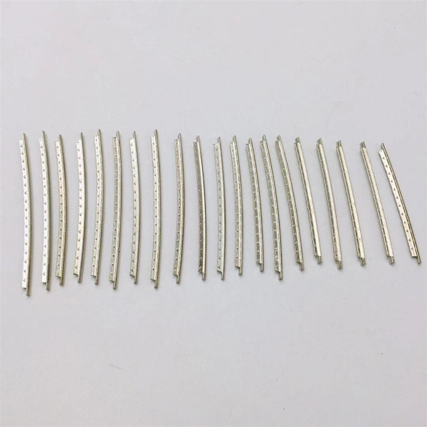 24st rostfritt stål 2,2 mm bredd 22 band 24 band Gitarr band trådar set för elgitarr bas greppbräda 2.2*22F
