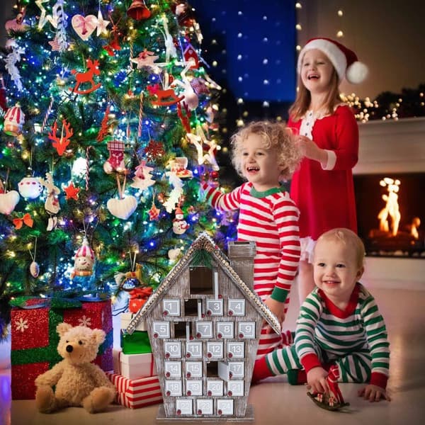 Advent Kalender i Tre Skrivebordsornament for Julepynt