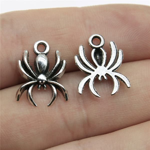 30 stk. Halloween Edderkopper Charm Perfekt Til DIY Halskæde- Og Armbåndsdesign