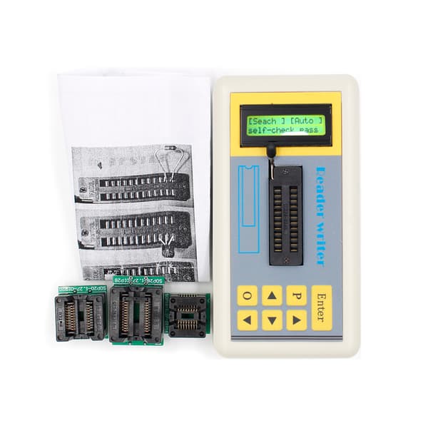 Multifunktionell Transistor Tester Integrerad krets IC Tester Mätare Underhållstest LCD Digital Display C