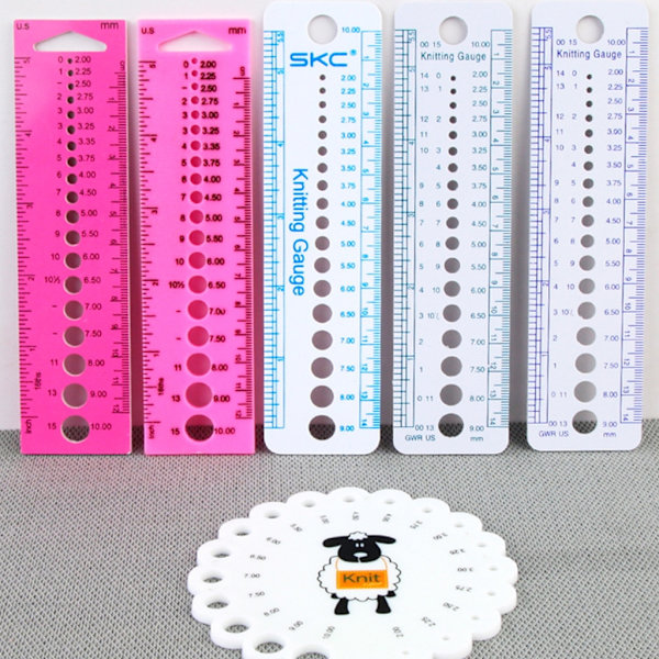 Multifunktionell sticksticka Linjal Sticknålsmätverktyg Stickning Mätlinjal Nålstorleksverktyg F