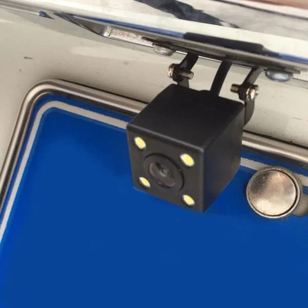 Bilkameramontering Sikker Installation Universal Bakkamera Holder