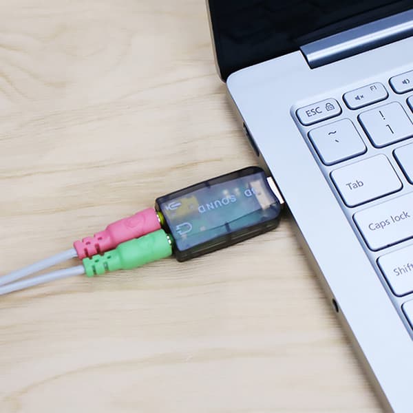 USB-sovitin HFR8103 USB - 3,5 mm mikrofoni suora