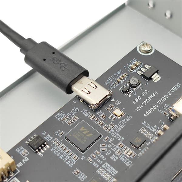 USB3.2 Frontpanel Hub To Eksterne Usb3.0 Porter Solid Metallkonstruksjon