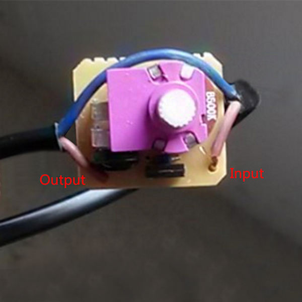 220V 1A Lampa Dimmer Sladd Strömbrytare Plug In Bord Golvljus Dimmer På Av Dimmer Switch Svart/Vit 7x3,3x2,4cm Silver