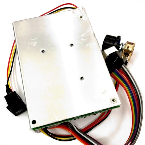 PWM-moottorin nopeudensäädin DC10-55V digitaalinen kaksisuuntainen nopeudensäädin Multicolor With shell
