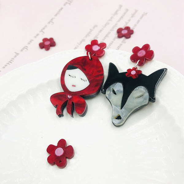 Wolf and Little Red Shape Örhängen Akryl Material Stud Örhängen för kvinnor Smycken Presenter Mode örhängen Drop Earrings