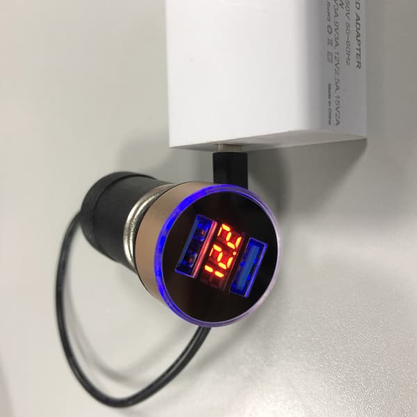 USB C Type-C - autotupakansytyttimen virtamuunninkaapeli 12V 3A 36W autoon