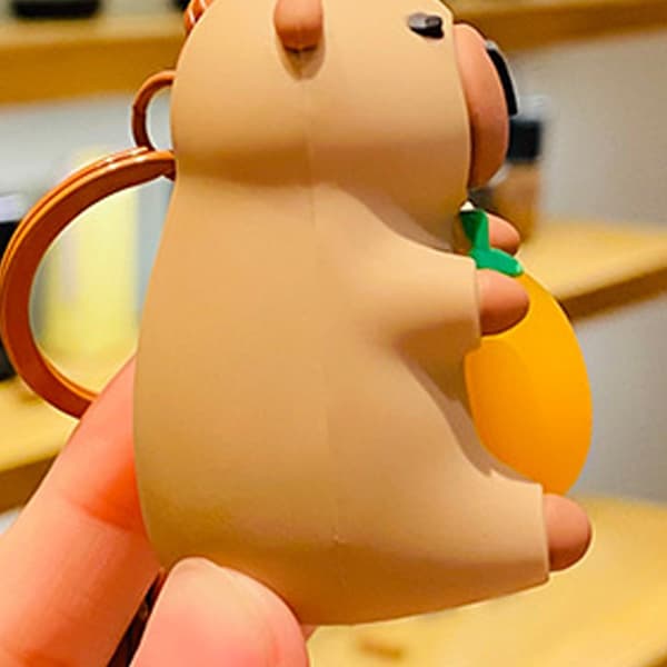 Lysende Capybara Nøglering Sød Dyrefigur Stærk Plastik Nøglering til Taske Brown