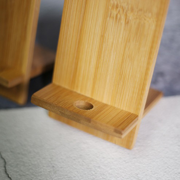 Bambu Universal Mobile Phone Stand Mount Stand Desktop Tablet Stand Smartphone för alla mobiltelefoner med laddningshål