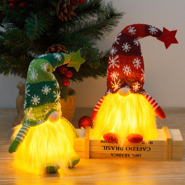 Jultomte med LED-ljus Stickade Stjärnor Nisse Figurin Plysch Svensk Tomte Green