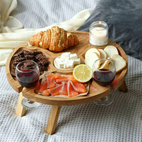 Utomhusfällbart picknickbord Trä Vinglasställ Hållare Ost Snack Board