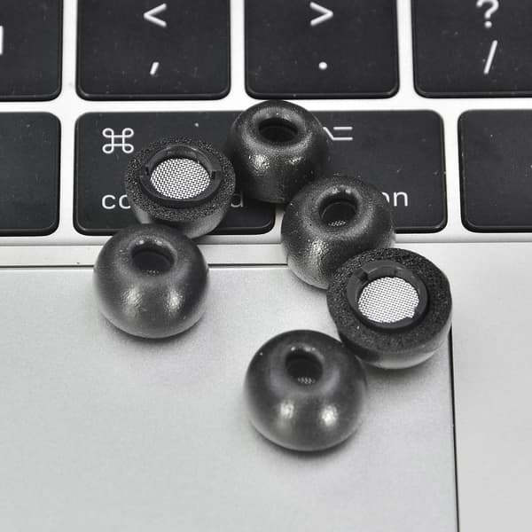 Brusreducerande skumöronproppar kompatibla för Buds 3Pro hörlurar
