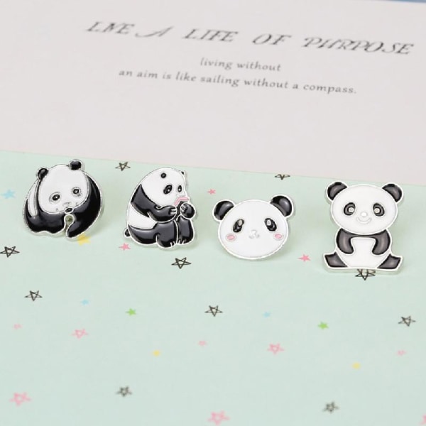 Jul Brosch Pin Legering Tecknad Panda Märken Brosch Pins Smycken för Kläder Väskor Hatt Tillbehör DIY Hantverk Material
