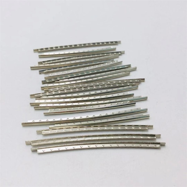 24st rostfritt stål 2,2 mm bredd 22 band 24 band Gitarr band trådar set för elgitarr bas greppbräda 2.2*22F