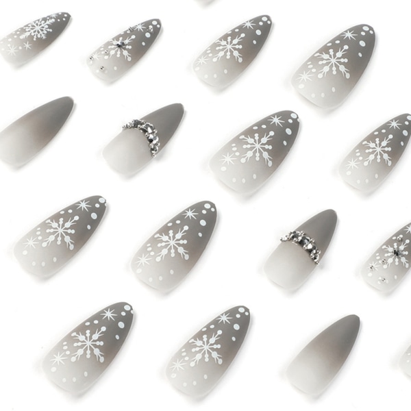 24 st julpress på naglar Mandelsnöflinga Falsk Nail Falsk Nail Press på konstgjord nagelspets Bärbar cover