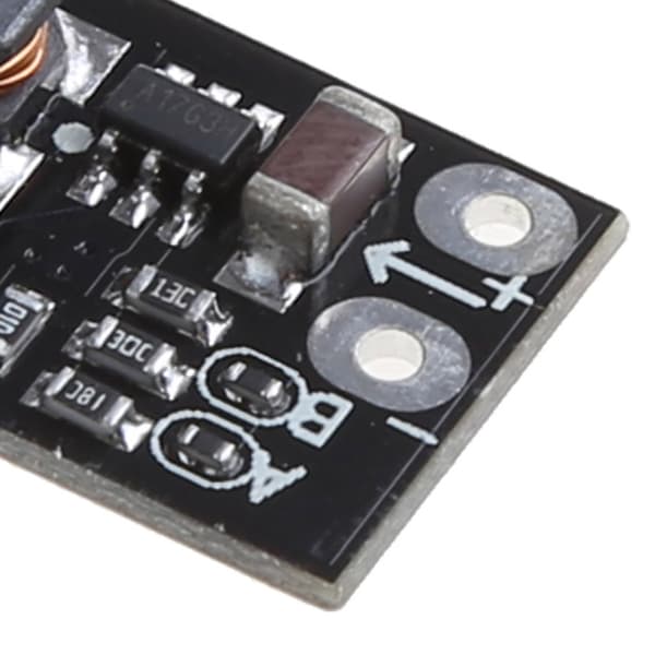 Multifunktionell DIY Mini DC-DC Lithium Battery Boost Module Step Up Board Converter 3,7V till 12V Justera 5V/8V/9V