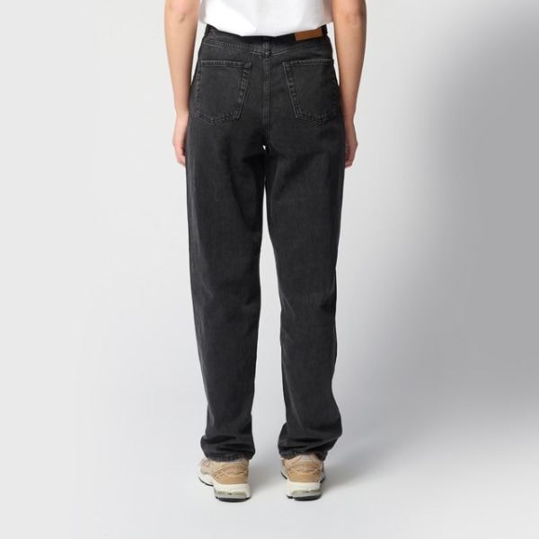 Performance Mom Jeans Washed Svart 25/32