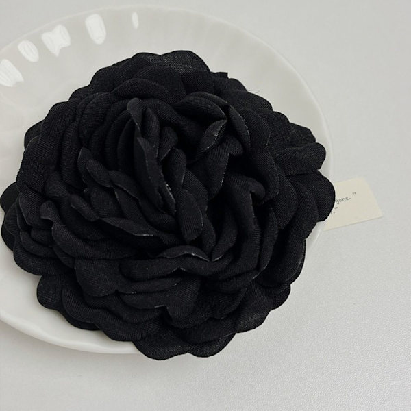 Blombrosch Camellia Pin SVART black