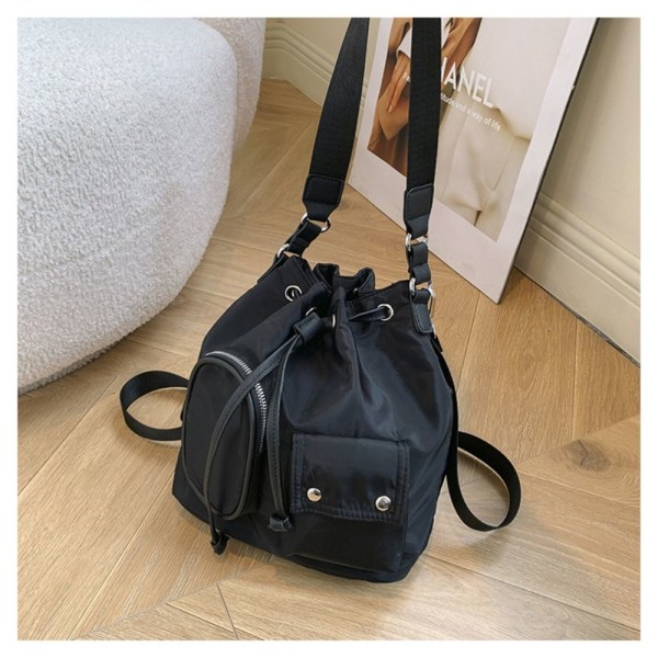 Snøre Bucket Bag Nylon Skuldertasker SORT black