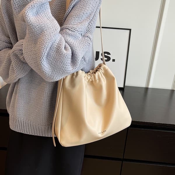 Populära Väskor Stor Kapacitet Crossbody Väska BRUN brown