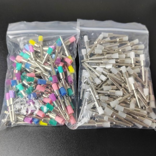 100ST Tandmaterial Profiprofylaxborste FÄRGERIG Colorful Pointed Head-Pointed Head
