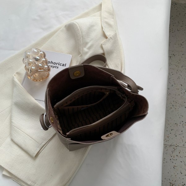 Bøttevesker Crossbody Bag KHAKI khaki