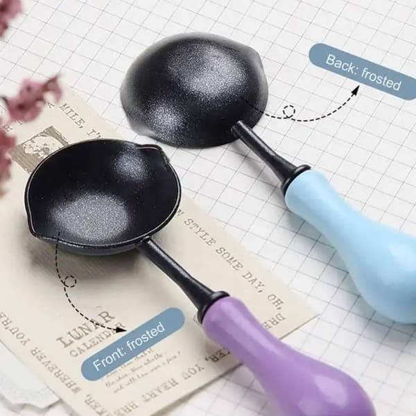 Non-stick lakkseglskje LYSEBLÅ Light blue