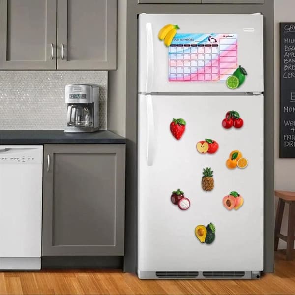 Simuloidut hedelmäjääkaappitarrat ja -magneetit Pineapple