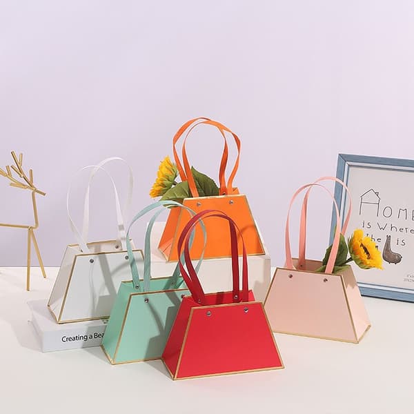 Blommor Presentförpackning Kraftpapperspåse BLÅ blue