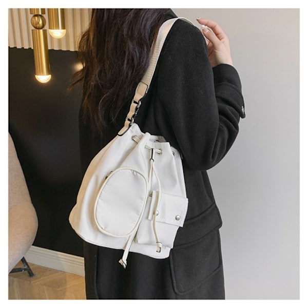 Snøre Bucket Bag Nylon Skuldertasker SORT black
