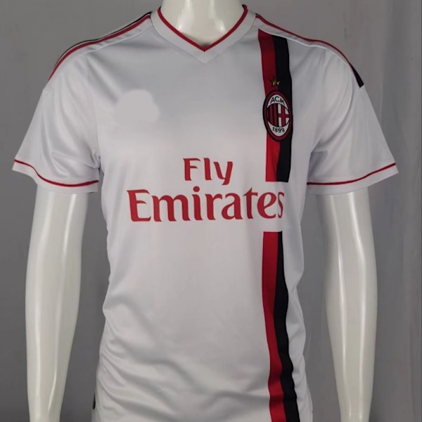 Zlatan Ibrahimovićin uran jalkapallopaita 11-12 AC Milan M
