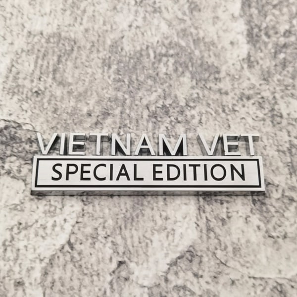 2 kpl Vietnam Vet Special Edition Emblem 3D Letter -autotarrat