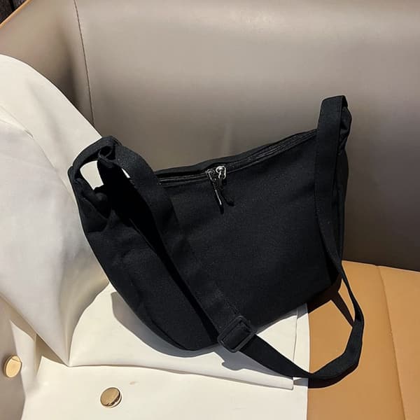 Dumpling Messenger Bag Canvas Underarm Bag HVIT white