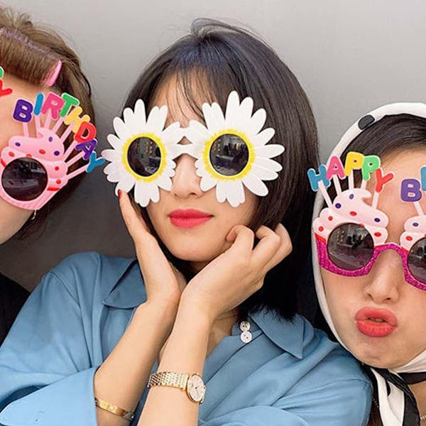 Flower Glasses Daisy Shades KELTAINEN HARMAA LINSSIT HARMAAT LINSSIT yellow Gray lenses-Gray lenses