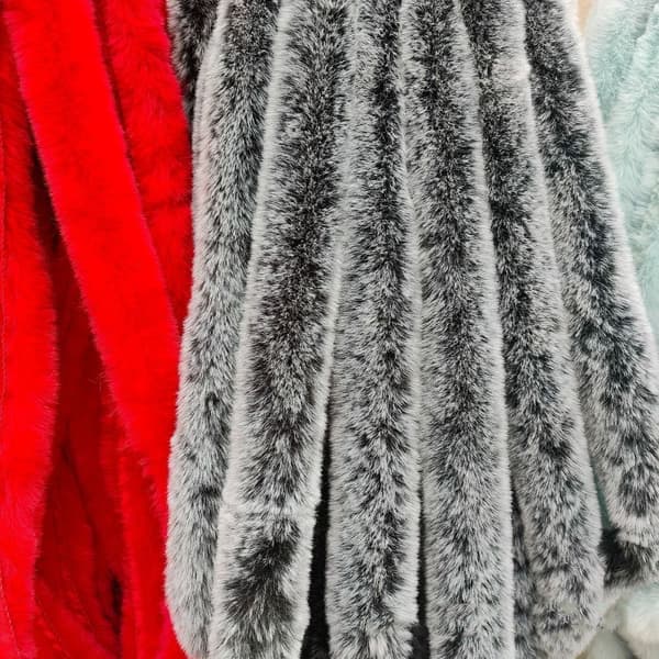 Fuskepelsbånd Fluffy Trim MØRKEGRÅ dark gray