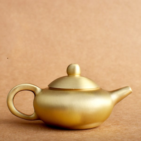 Liten tekanna metallhantverk 1 1 1