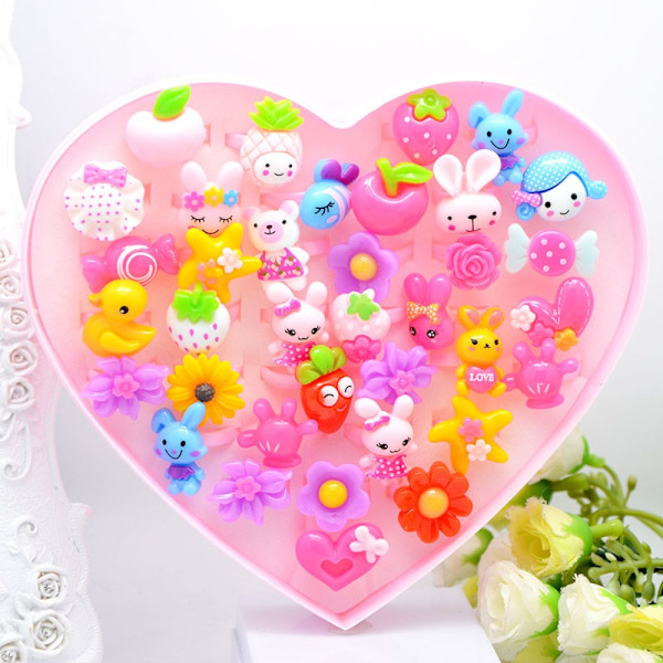36 kpl Lasten sarjakuvasormukset, Candy Flower set Style 3