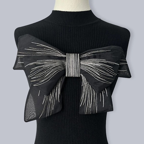 Big Chiffon Bow Rintaneulat Käsintehty rintaneula MUSTA black