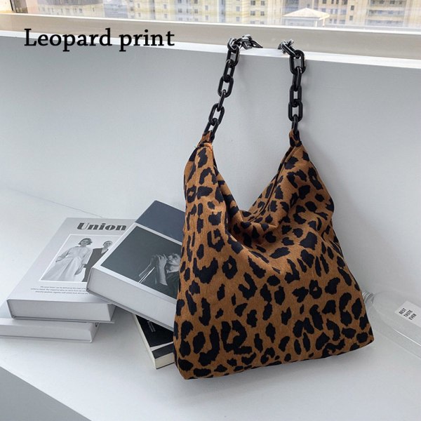 Skuldervesker Crossbody-vesker LEOPARD PRINT leopard print 2ccb | leopard  print | Fyndiq