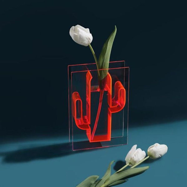 Kaktusvase Kunstnerisk blomsterarrangement Vase RØD red