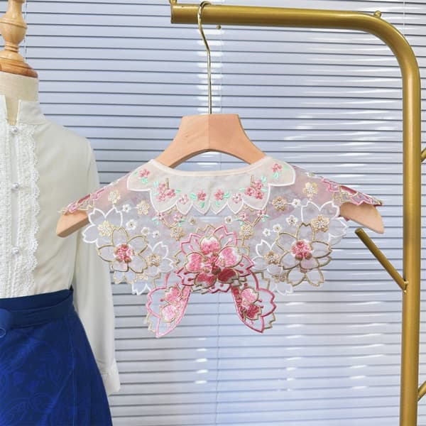 Körsbärsblommolnaxel Hanfu Broderibitar 2 2 2