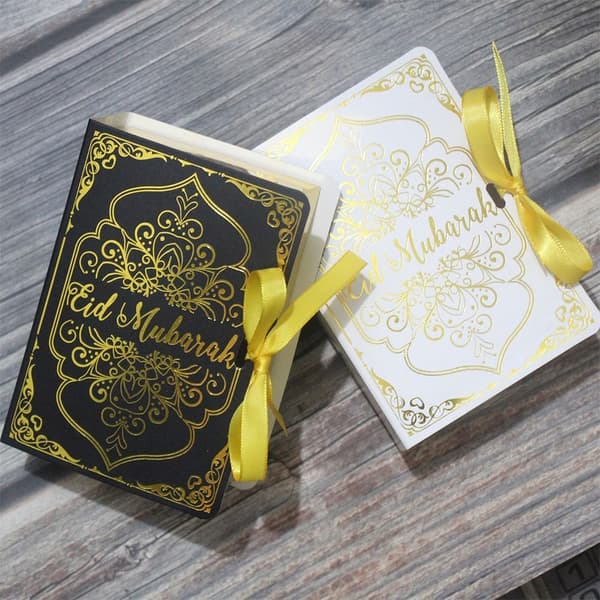 Bokformade Eid Mubarak Chokladgodisaskaronger SVARTA