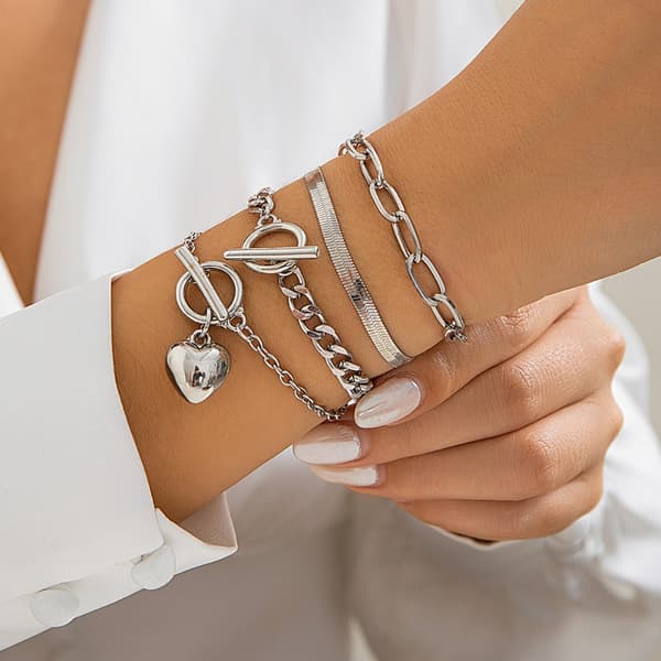 Cool Metal Love Hänge Ormbenskedja SILVER Silver