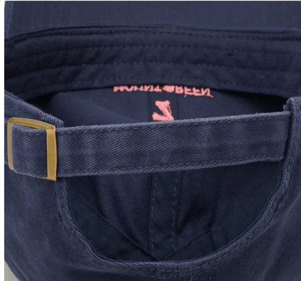 Basebollkeps med skärm MÖRKBLÅ dark blue