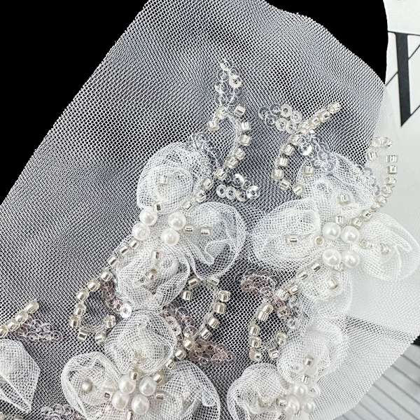 Blonder Broderet Stof Patch Flower Cloth Sticker Bryst Blomst