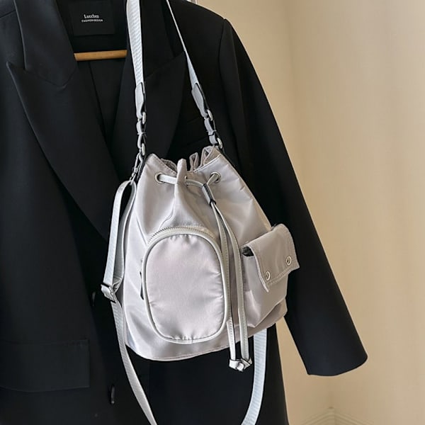 Dragsko Bucket Bag Nylon Axelväskor GRÅ grey